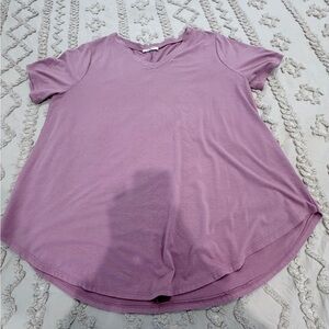 Zenana Outfitters Mauve V-Neck Short Sleeve Tee